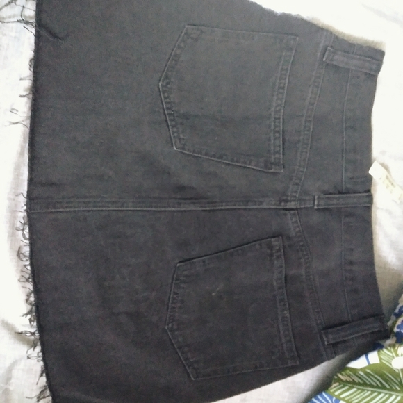 Madewell Denim A Line Mini Skirt in Lunar Wash - Picture 2 of 5